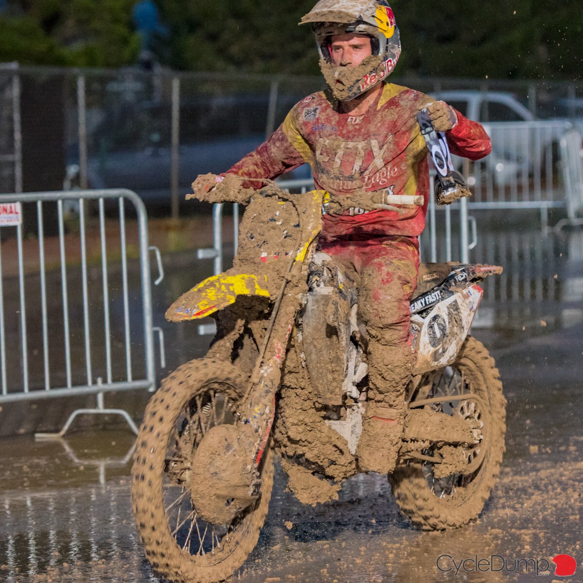CycleDump's tweet photo. AFTER-@kenroczen94
#Supercross #SX #AMASX
#SXonFox #SupercrossLive
#CycleDump
—
@rchracing @suzukicycles https://t.co/jbnBZ6m6Ux