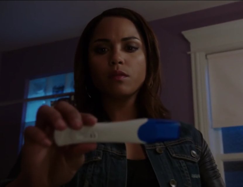 Gisi151's tweet photo. Exactly a year ago today we were freaking out about this scene and we were happy. And we were like #WhereIsCasey π https://t.co/k8bsQRXwN6