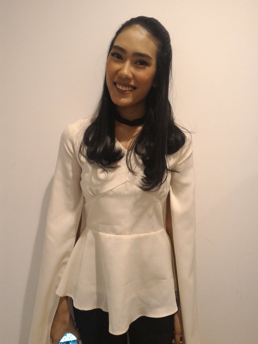 Siapa nih yang udah ngga sabar buat dengerin lagu barunya <a href="/alikaislamadina/">K. Alika Islamadina</a>  :) #JumatanYuk