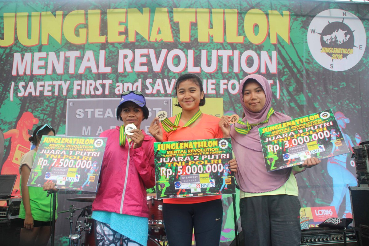 THE WINNERS OF JUNGLENATHLON 2016 #junglenathlon2016 #runnersfamily
Military+Police