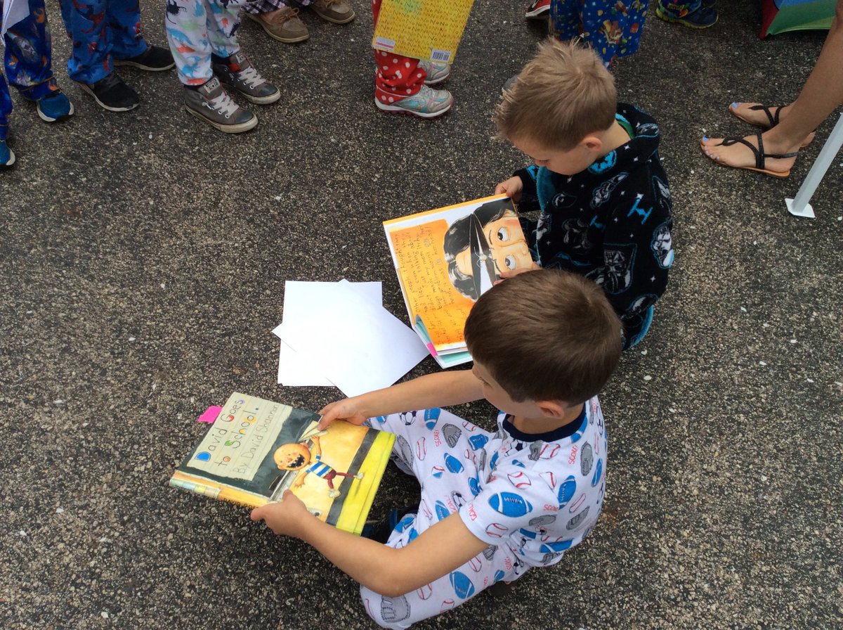 wsettles's tweet photo. North Barrington School gets excited about summer reading w/ @JimBenton, David Shannon, &amp; Raina Telgemeier! @goraina https://t.co/DMeuVf2tdl
