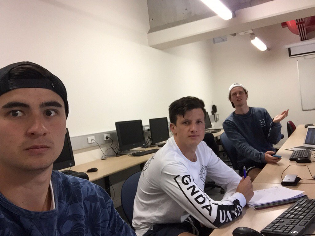 dpeirce10's tweet photo. Quick update, #duedate and still no @philippeb14 #SMatUC #Maximus https://t.co/R7oq1rwEeC