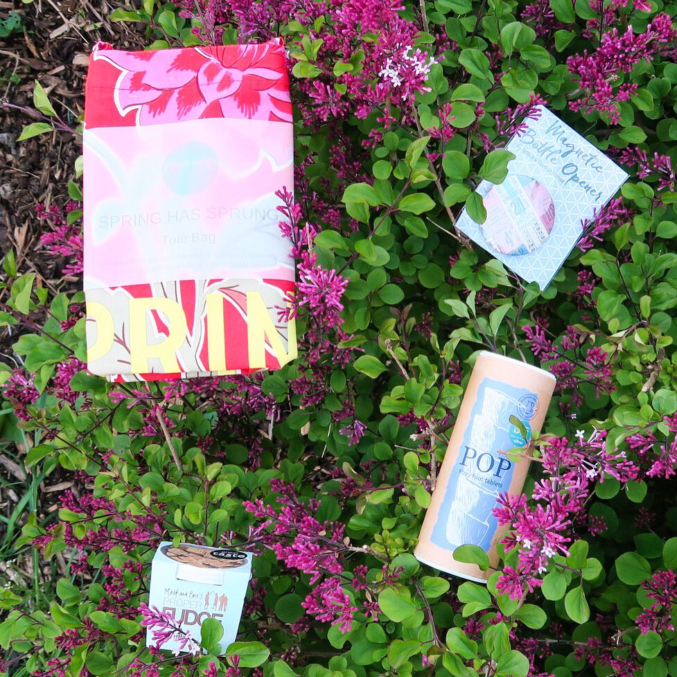 #ff the makers of 2 of April's great presents, <a href="/bathingbeauty1/">Bathing Beauty Skincare</a> <a href="/GraceFavourHome/">Grace & Favour Home</a>