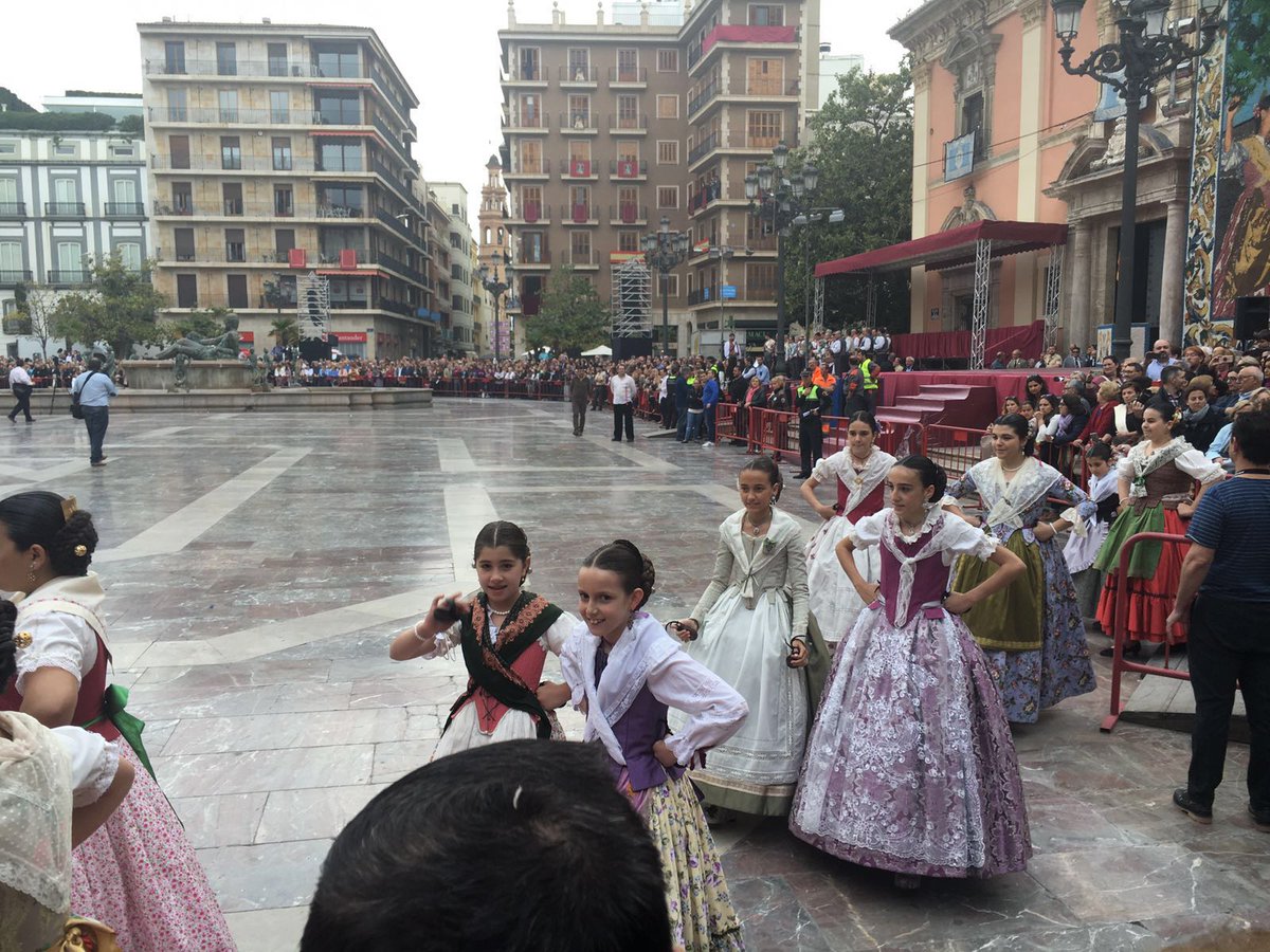 FallaEl48's tweet image. En los actos en honor a nuestra Patrona, El Grup de Ball Infantil del Quarantahuit participo en la Dansa Infantil