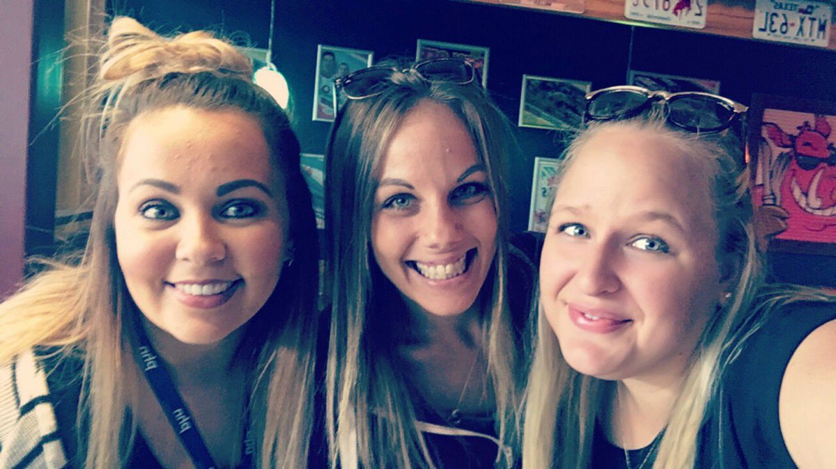 AudreyMaiwald's tweet photo. Who cares if our friendship is formed purely on our love for @FoxFM haha #FoxTrio @MelissaJAitken @RebekahStubbs 👌🏼 https://t.co/hLr2rJNwHZ