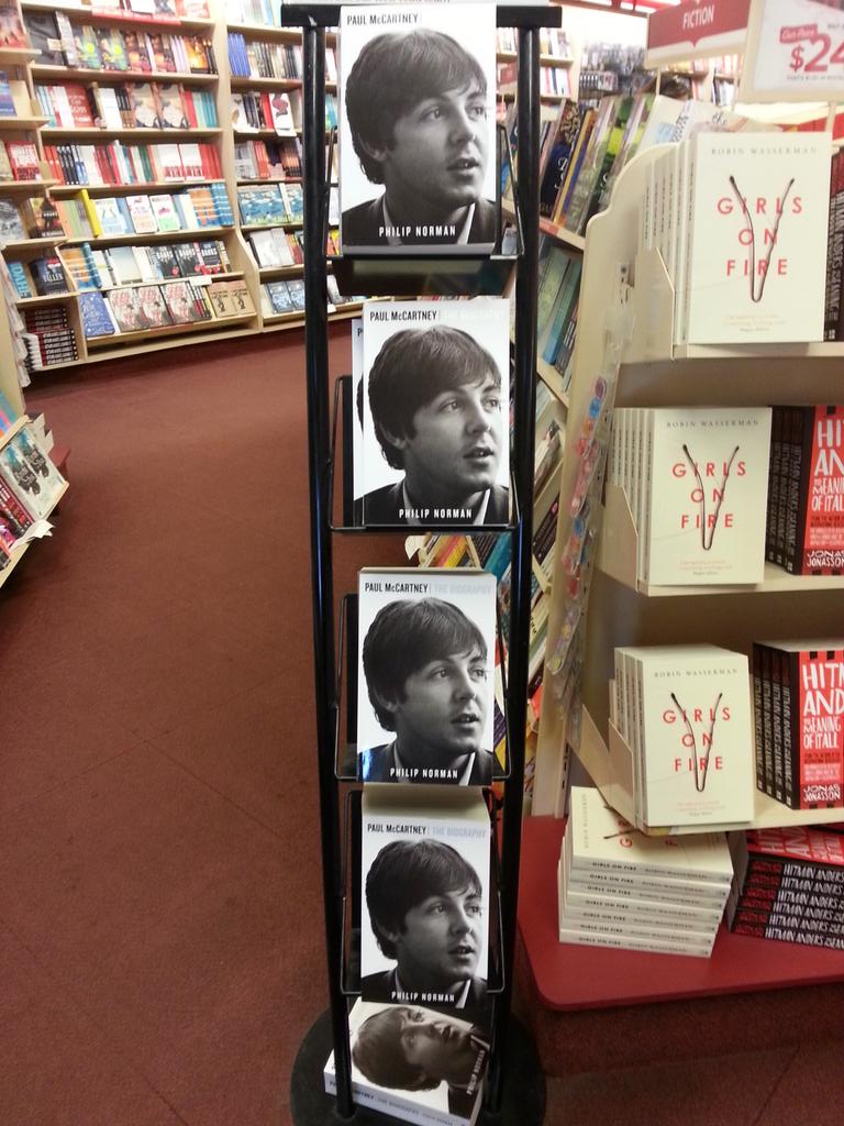 luckienicky's tweet photo. Look, the Great Wall of Paul. THE McCartney biography @Dymocks_Sydney @Dymocksbooks @PNormanWriter @HachetteAus https://t.co/vGHDq6xrW3