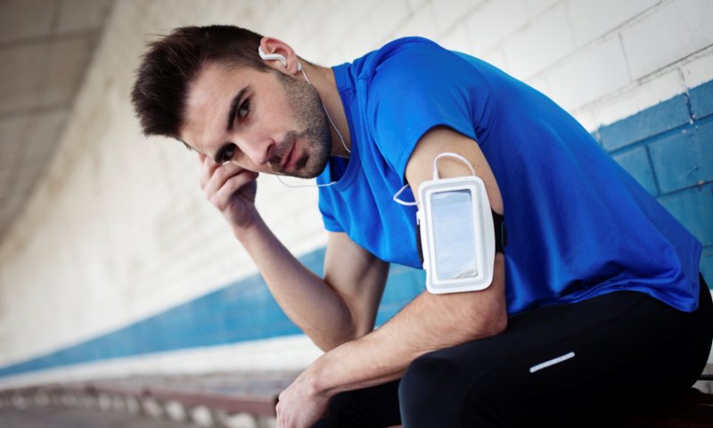 Naast Runkeeper zijn er veel meer hardloopapps, waarbij je privacy in het geding is. bit.ly/1qhJwnV