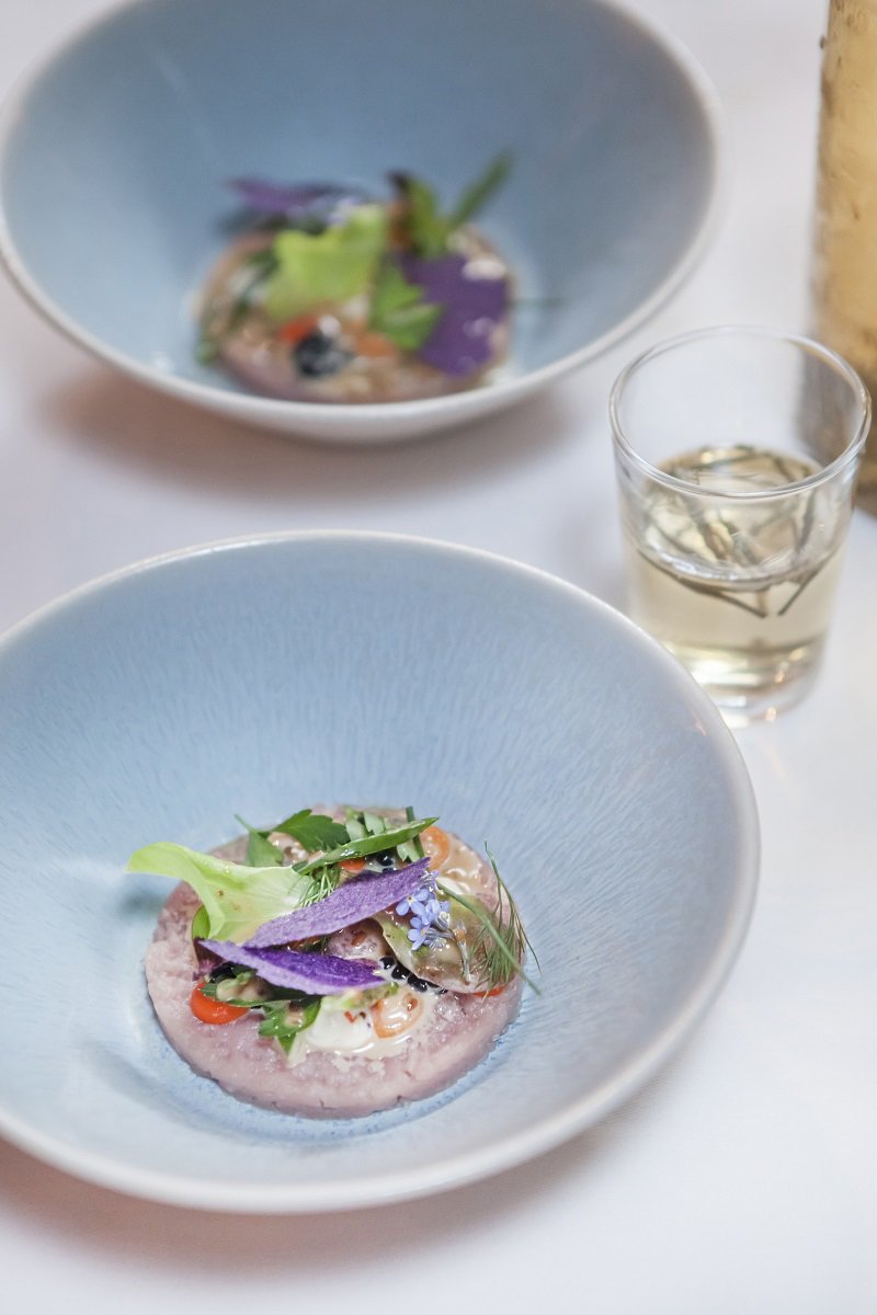 [Fotoalbum] Restaurant <a href="/HanTingCuisine/">HanTing Cuisine</a> introduceerde dinsdag een innovatief theemenu | ht.ly/QeFX3009IWH