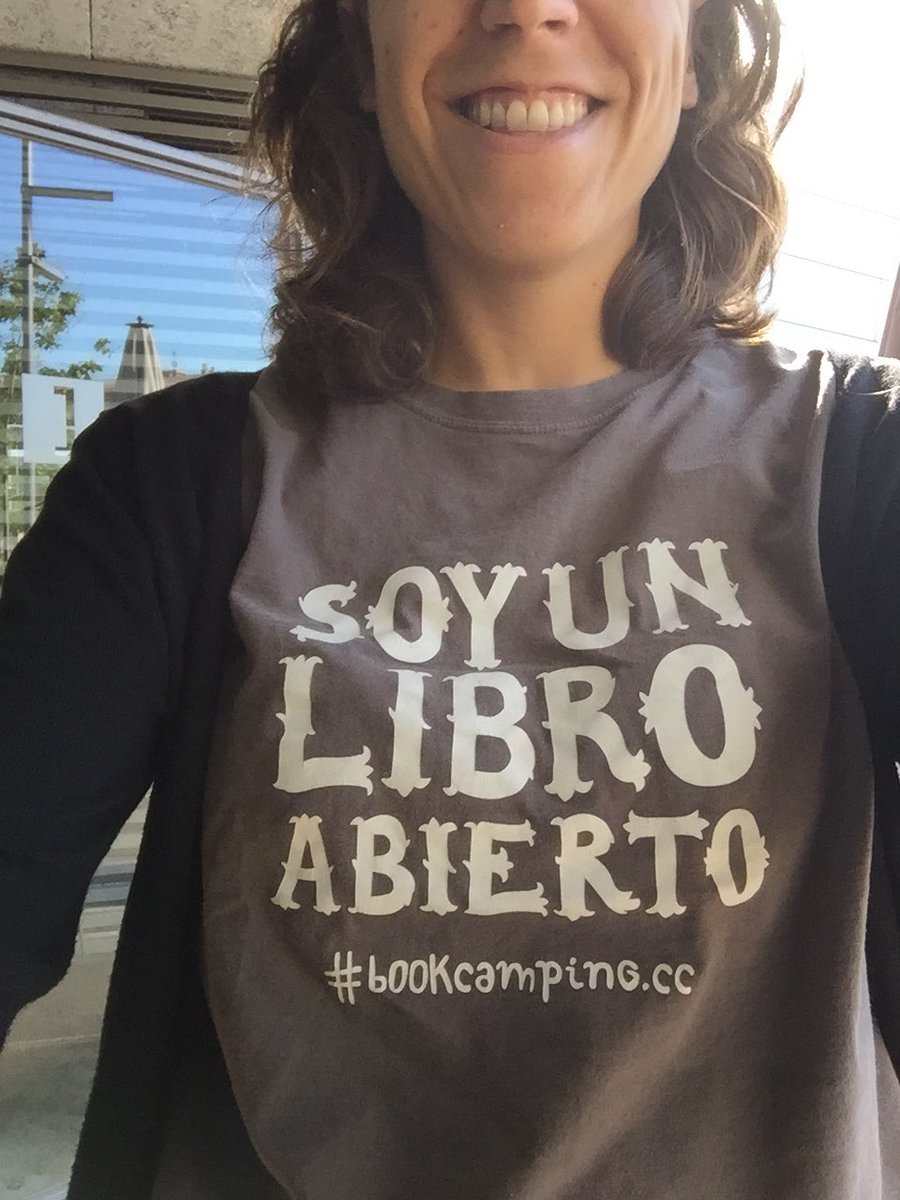 mardiaca's tweet photo. Hoy he recordado que hubo un tiempo en el que twitter molaba!! cc @bookcamping https://t.co/oGJtHTGRGs