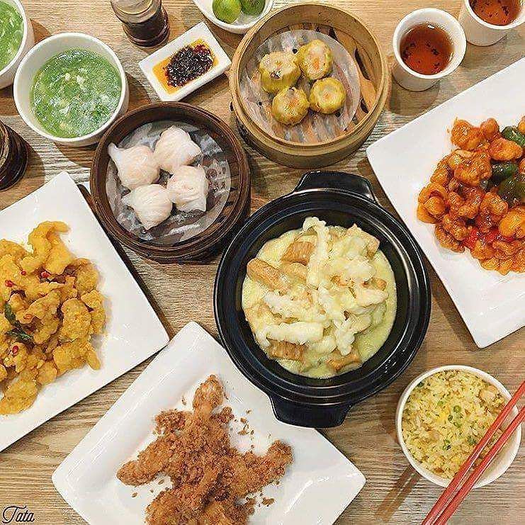 Payday Friday! Treat yourself with Wangfu Favorites! 
#wangfu  #wangfufavorites #yangchow #saltedeggchicken #sweeta…