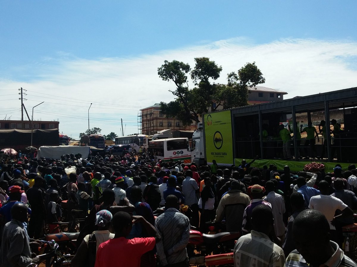 RadioTaifaFM's tweet photo. Busia #RTRoadshow https://t.co/7THTugdcri