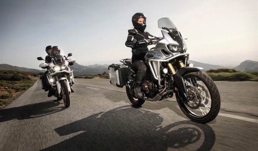 ASMMAGAZINE's tweet photo. Estilo y seguridad en tu #lookmotero: https://t.co/84EuFFmHw7 @HondaTowca https://t.co/MMthcmPTn0