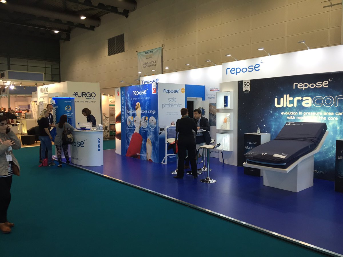 HospidexMSH's tweet photo. Op de #EWMA2016 aangekomen, kijken bij @FMG_Group naar de Nieuwe Repose https://t.co/AimlmqOl8l