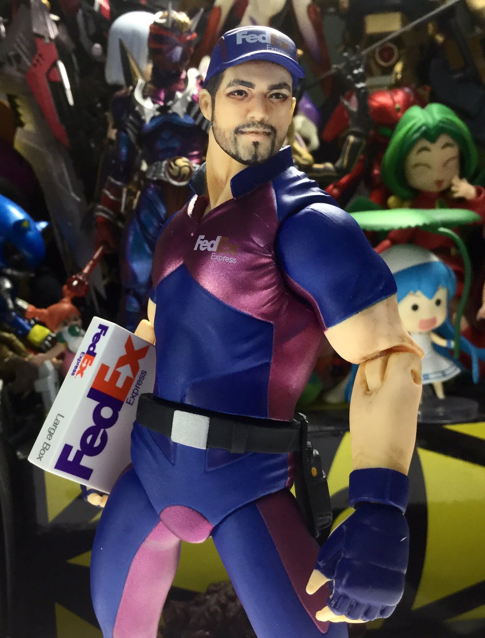 希少 非売品 Team FedEx 室伏広治 フィギュア リアル - アメコミ