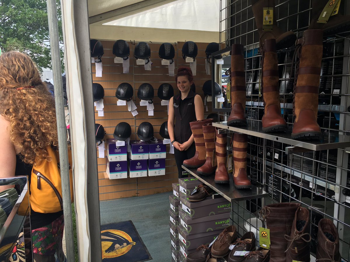 <a href="/tredstepireland/">Tredstep Ireland</a> <a href="/Veredus1990/">Veredus</a> <a href="/nafuk/">@nafuk</a> <a href="/CharlesOwenHats/">Charles Owen</a> @ZebraProducts <a href="/equineamerica/">Equine America</a> Cheffings Equine have full stock