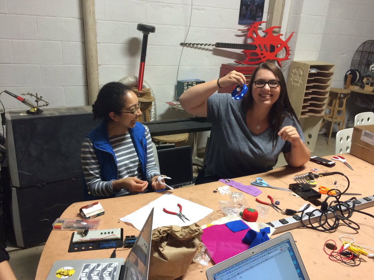 kswilkens's tweet photo. New makers in the house last night at Tech-Girls: Maker Club! @Tinkersmiths @C4Kcho https://t.co/GiEt99sHhY https://t.co/7El6jnwYDy