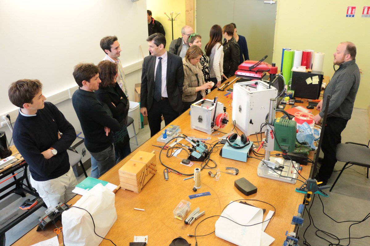 #Démo au #FabLab ! Vous avez un projet ? Venez nous rencontrer à #Vitamines à #Bayeux :)