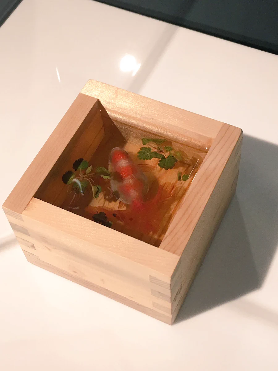 金魚養画場の作品が職人技がかかってて美しすぎるｗｗｗ
