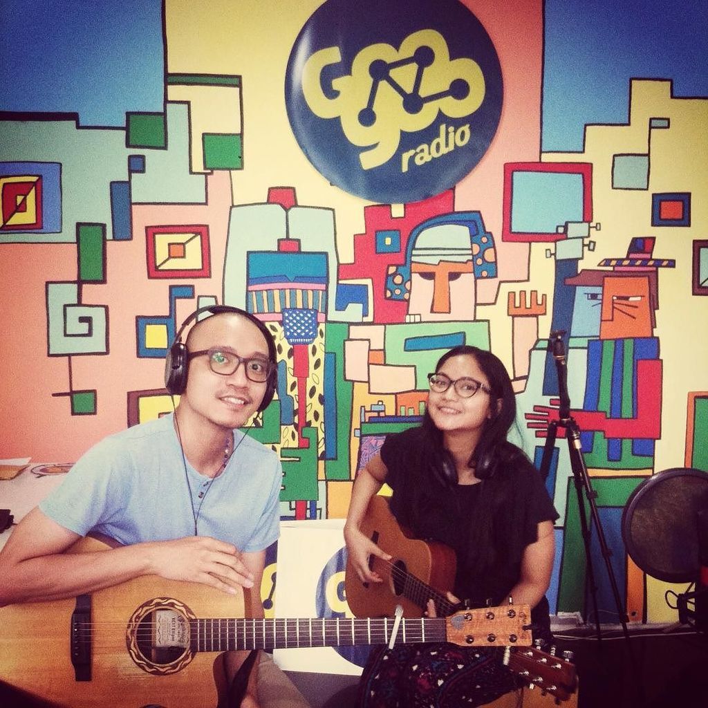 Lexi_B_Tyler's tweet photo. https://t.co/cjZMnVPbQt | @dutapamungkas14 | #marcomarche #googooradio #googoofm #radio #onair #folkpop #folk #aco… https://t.co/RrlSNJMENB