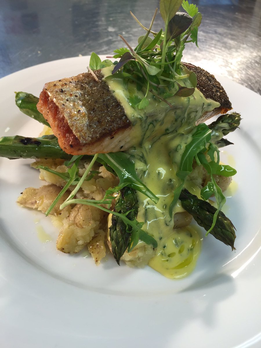 Taste of summer- pan roasted Salmon with mint hollandaise and Grilled Wye valley asparagus