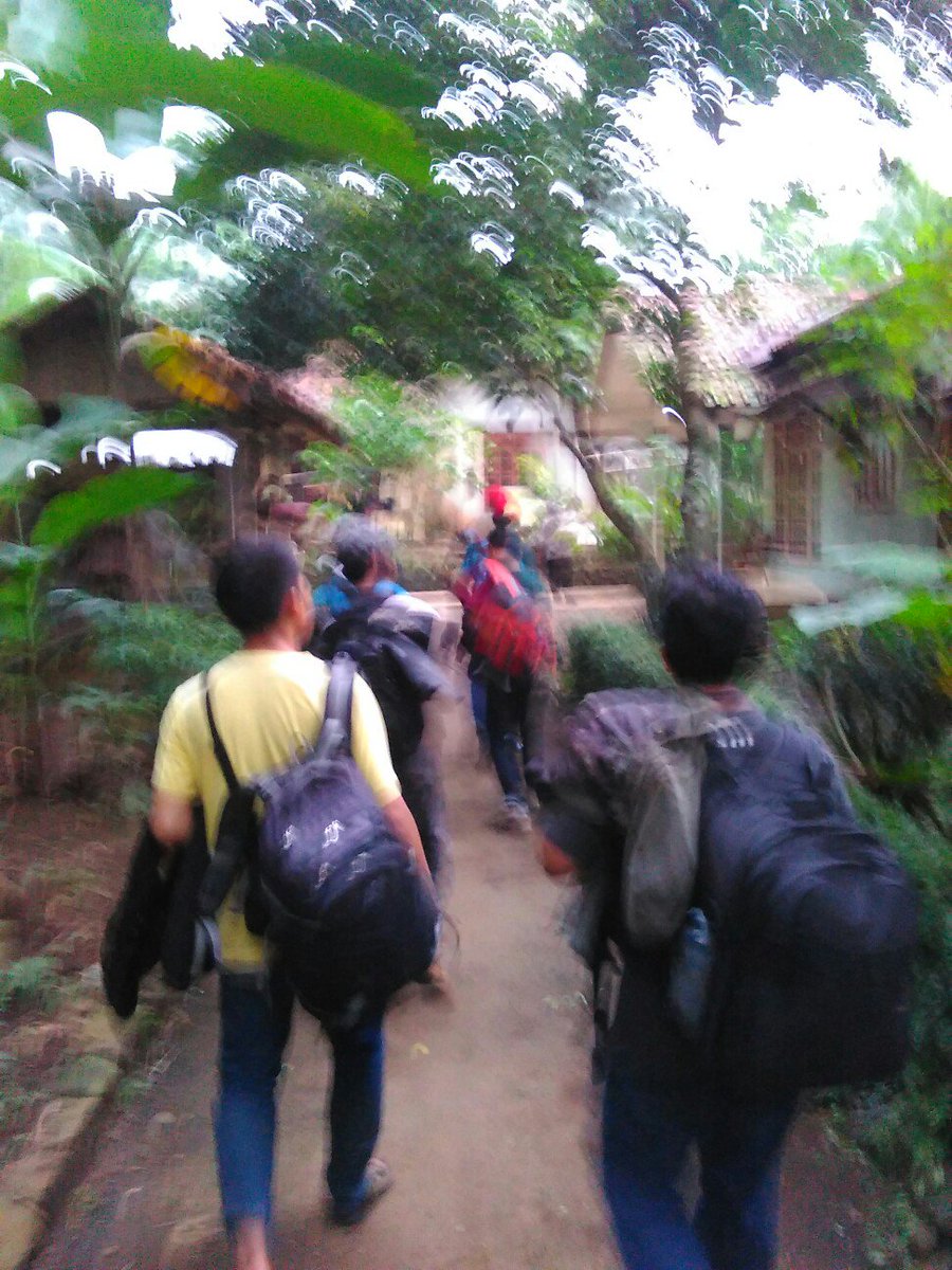 Para peserta #Juguran #Blogger #Banyumas sampai di Desa Kalisari Cilongok <a href="/bloggerbanyumas/">Blogger Banyumas</a> 😂