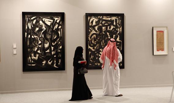 artysticom's tweet photo. Dubaï se tourne vers l’art : l’arketing https://t.co/AuS3xg04FR https://t.co/fwBXUfiP0r