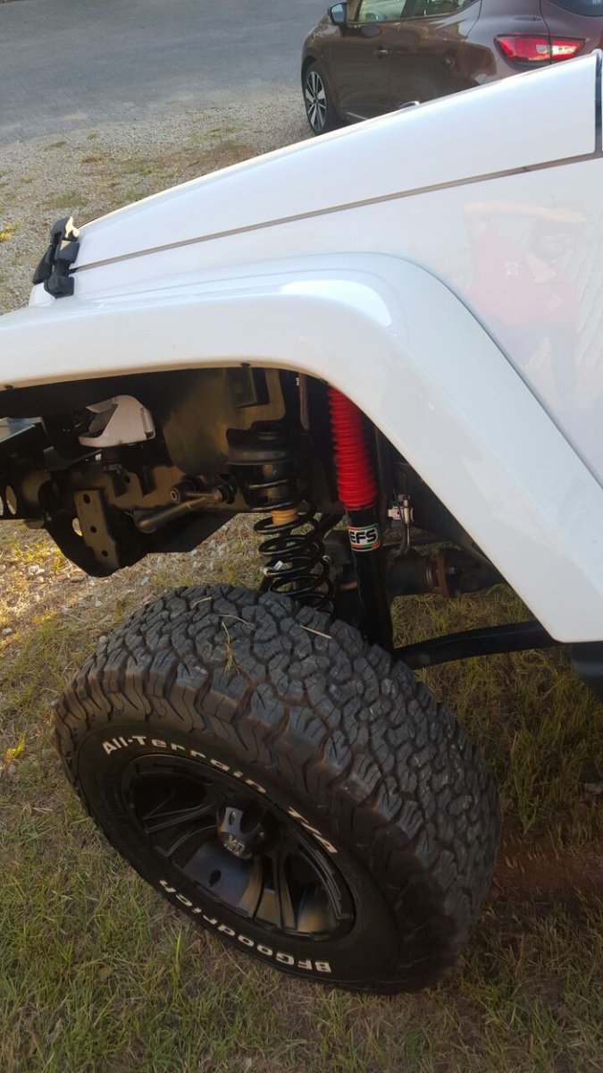 EFSafrica's tweet photo. Day 1 of the NEW 3" wrangler lift! #jeep #efssuspensions #wrangler #4x4 https://t.co/RmP2ozy7QQ