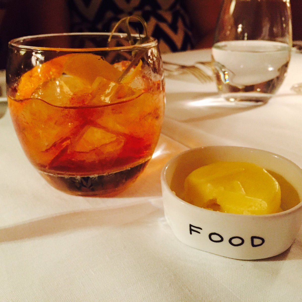 superfezzle's tweet photo. #hawksmoor #SKETCH #BYOC #london https://t.co/uceq1soJJH