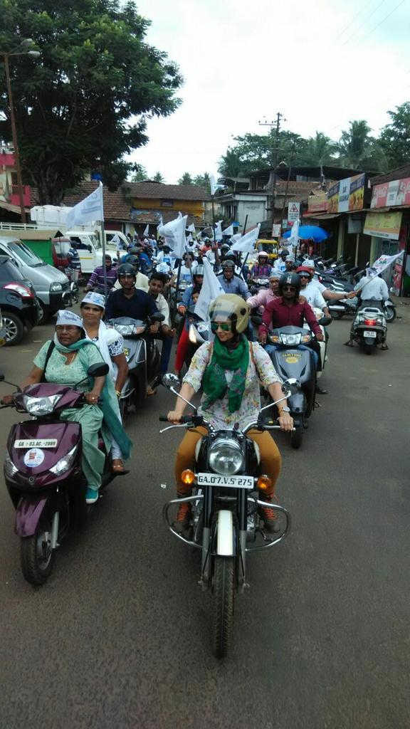 EVM_BAN_2019's tweet photo. @ArvindKejriwal #GoaRidesWithAAP and .@GulPanag to lay the foundation for a new Goa! https://t.co/mORLLVaMr8