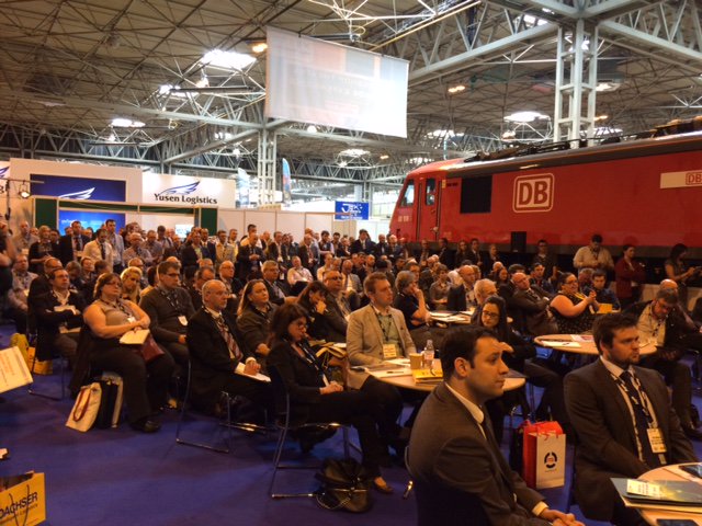 MeantimePR's tweet photo. No ‘tolerance’ on new container weighing regulations - https://t.co/nGxuuWfyYn #multimodal16 https://t.co/Hi8pvH2Gxv