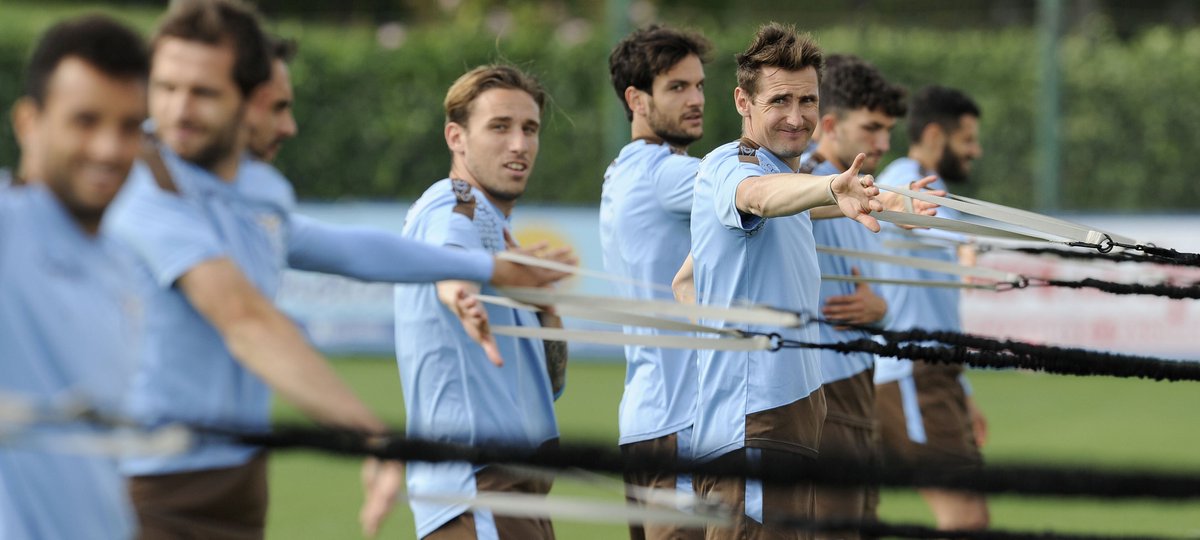 OfficialSSLazio's tweet photo. #TrainingSession
Allenamento mattutino per i ragazzi di mister #Inzaghi https://t.co/hXRq1IRI7V https://t.co/OTrFFVdj5H