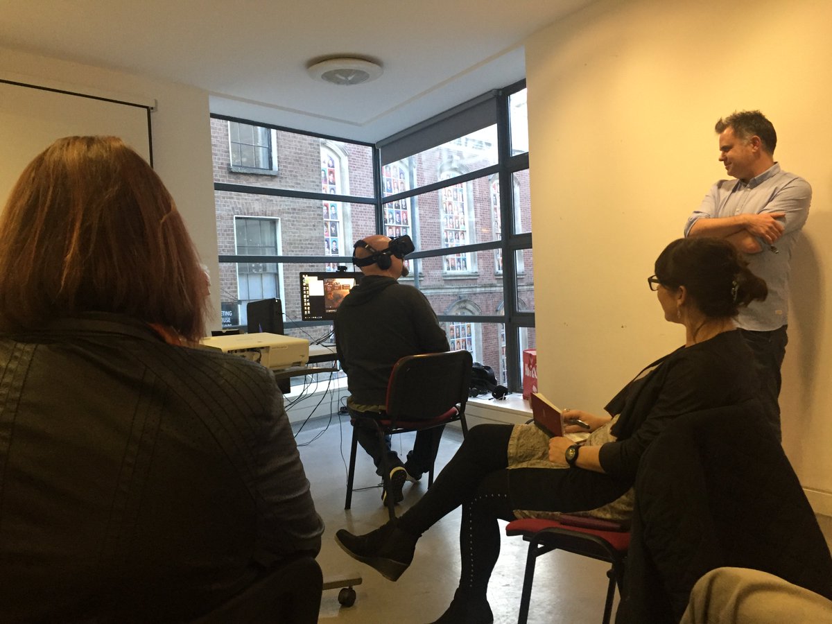 DubCreativeRev's tweet image. We check out what Dublin is doing with VR. dublincreativereview.com/show/13-5-2016