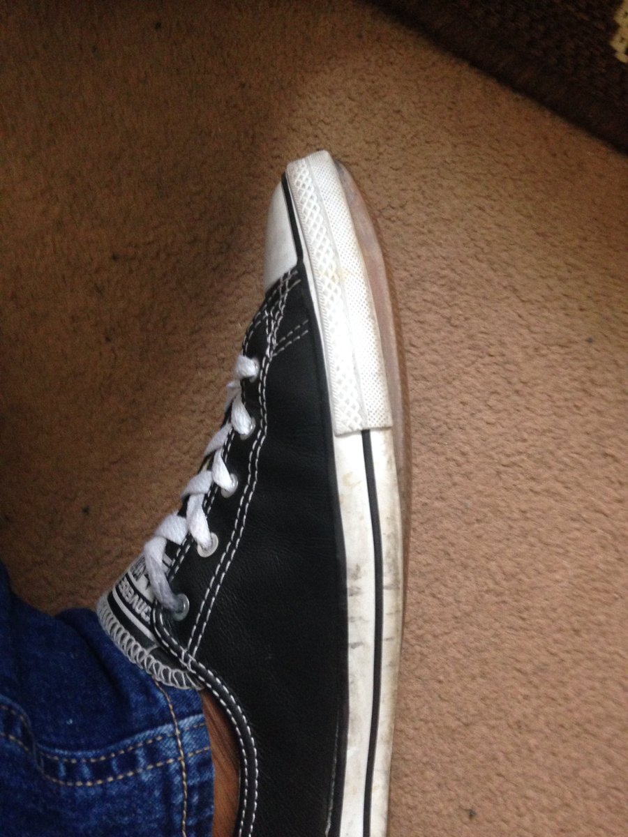 LoulaPetula's tweet photo. I'm not 1 to believe in Friday 13th but today my shoes have decided to fall apart #converse #gutted #notevenold https://t.co/mTsKmHF3SV