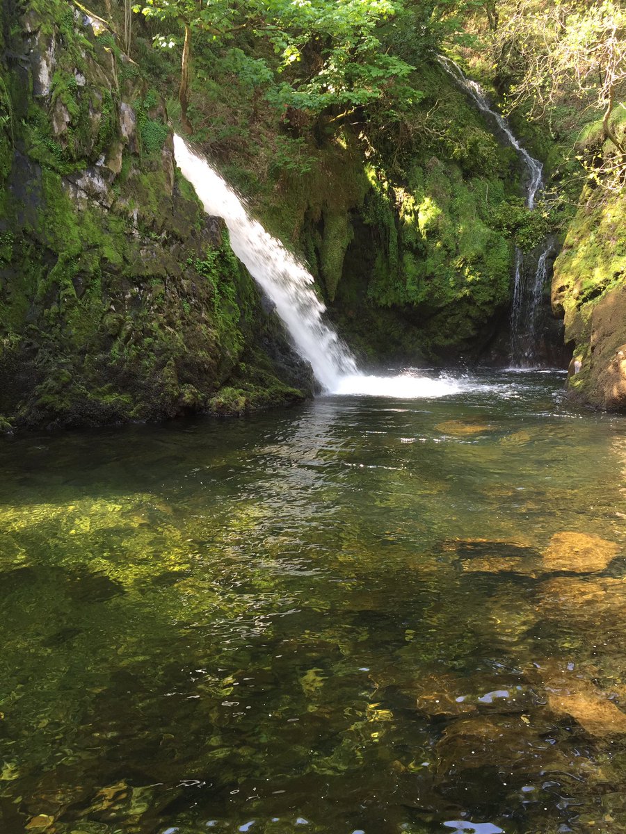 #Llanberis, the waterfall is looking stunning. <a href="/baconcookiegirl/">Hollie</a> <a href="/petesllanberis/">.</a> we will be in for refreshments!