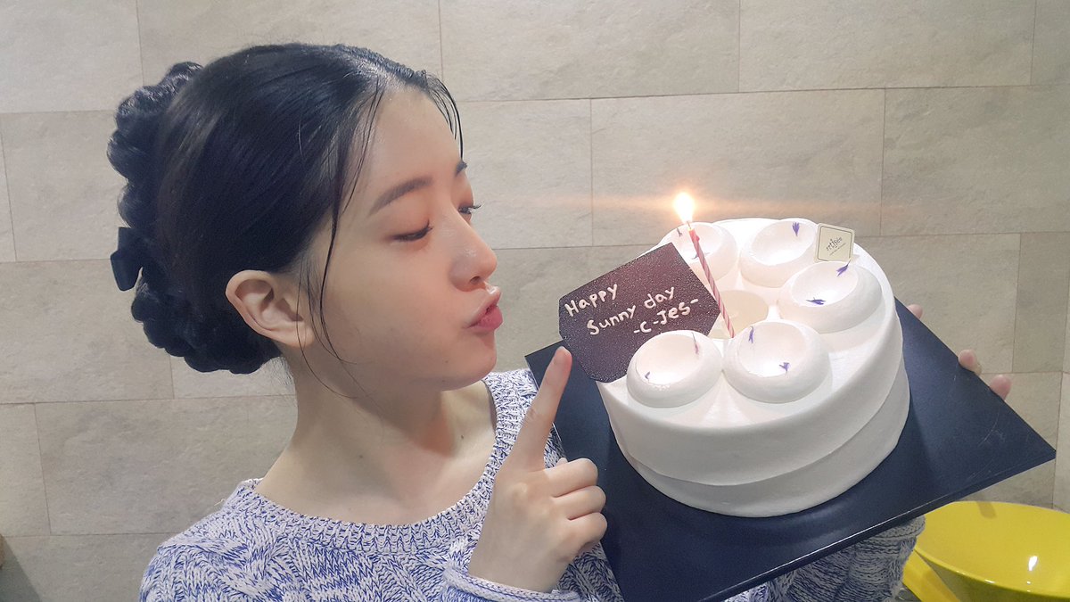 j_insun's tweet photo. 10분 뒤, JTBC🙈❤️ https://t.co/V0TrO0k2Zf