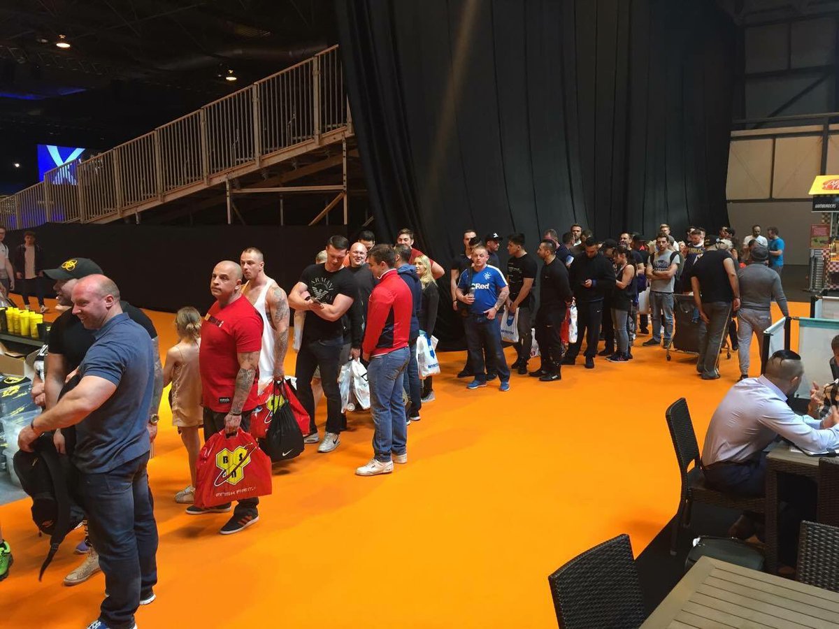 FANutritionPL's tweet photo. @FAnutritionUK @BodyPowerExpo #sogood #xtreme #performanceline 💪💪💪 https://t.co/QExCgXJhYk