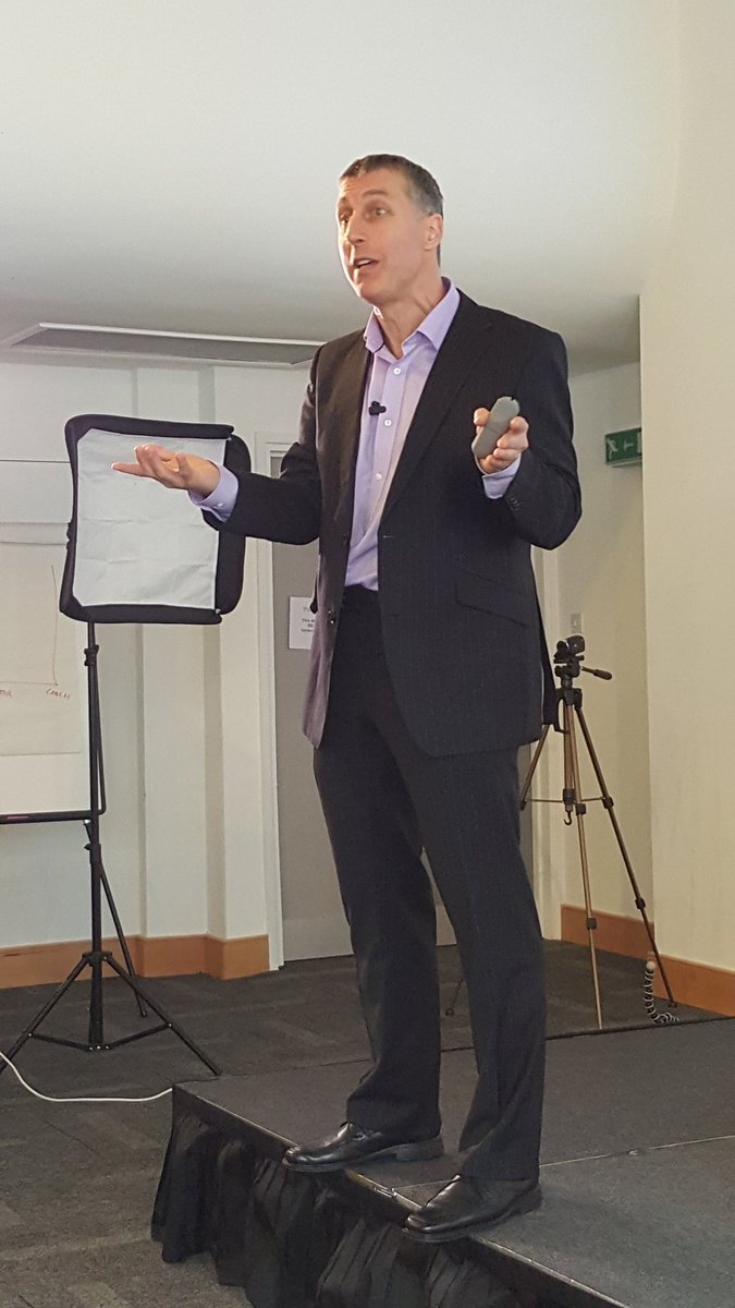 mmillsporter's tweet photo. Rob Brown totes awes! I've got to follow that! Didn't think it through properly! 🤔 #ensize https://t.co/iwWD8NAqDR