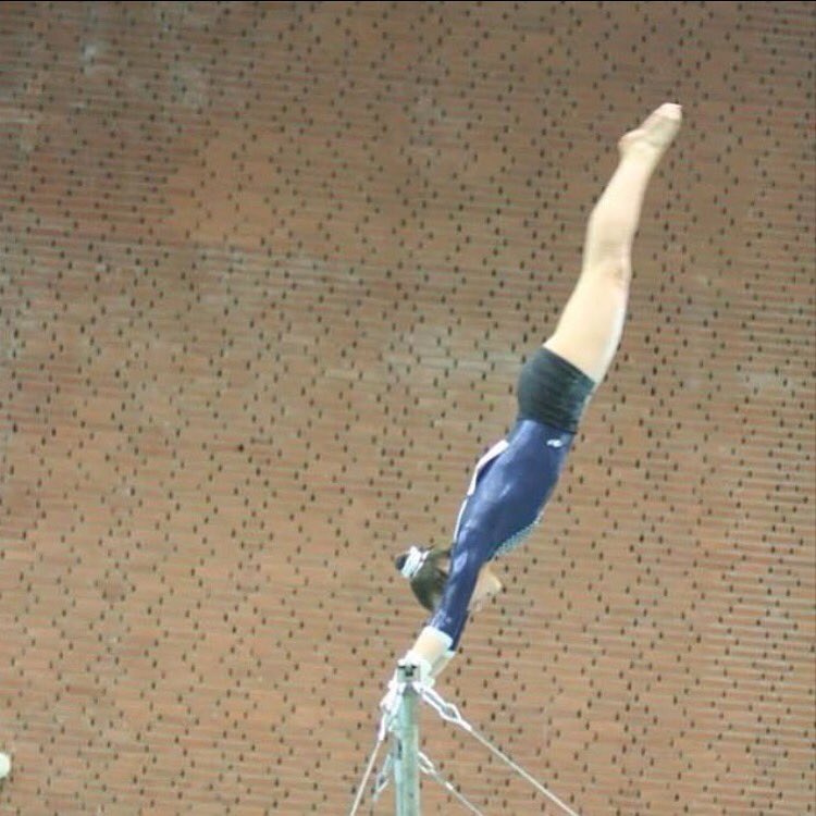 ximnasiatempo's tweet photo. Maria Miguez rumbo a Valladolid para participar en la Copa de España Gaf. #CopaEspaña2016 #rfegimnasia https://t.co/tD3gAPm5Ju