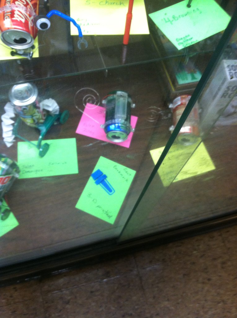 debbie_kackley's tweet image. Ss build robots #sodacanrobug #doodlingrobot #tabletoprobot @box_dl @BrookJumpRopers @Jason_Olinger @BrookColts