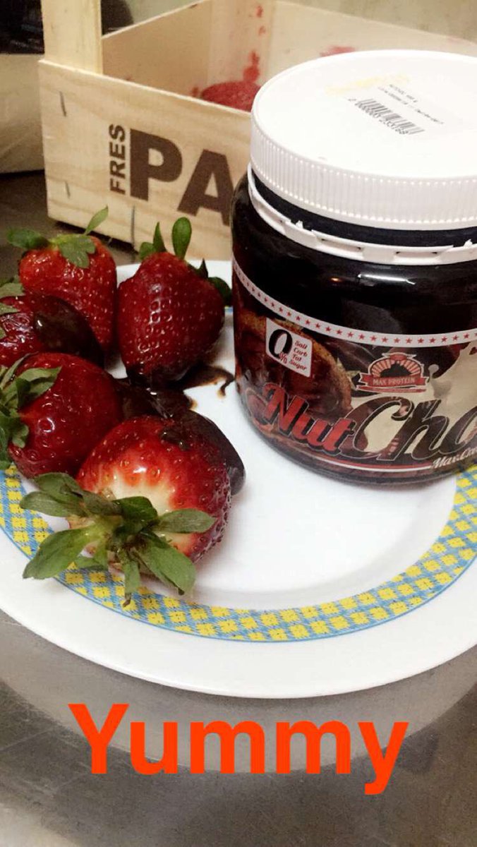 DavidPopMusic's tweet photo. Gracias a #NutChoc de @Max_Protein controlo mi ansiedad con el dulce y el chocolate . Ñam Ñam https://t.co/dGOHg62np2
