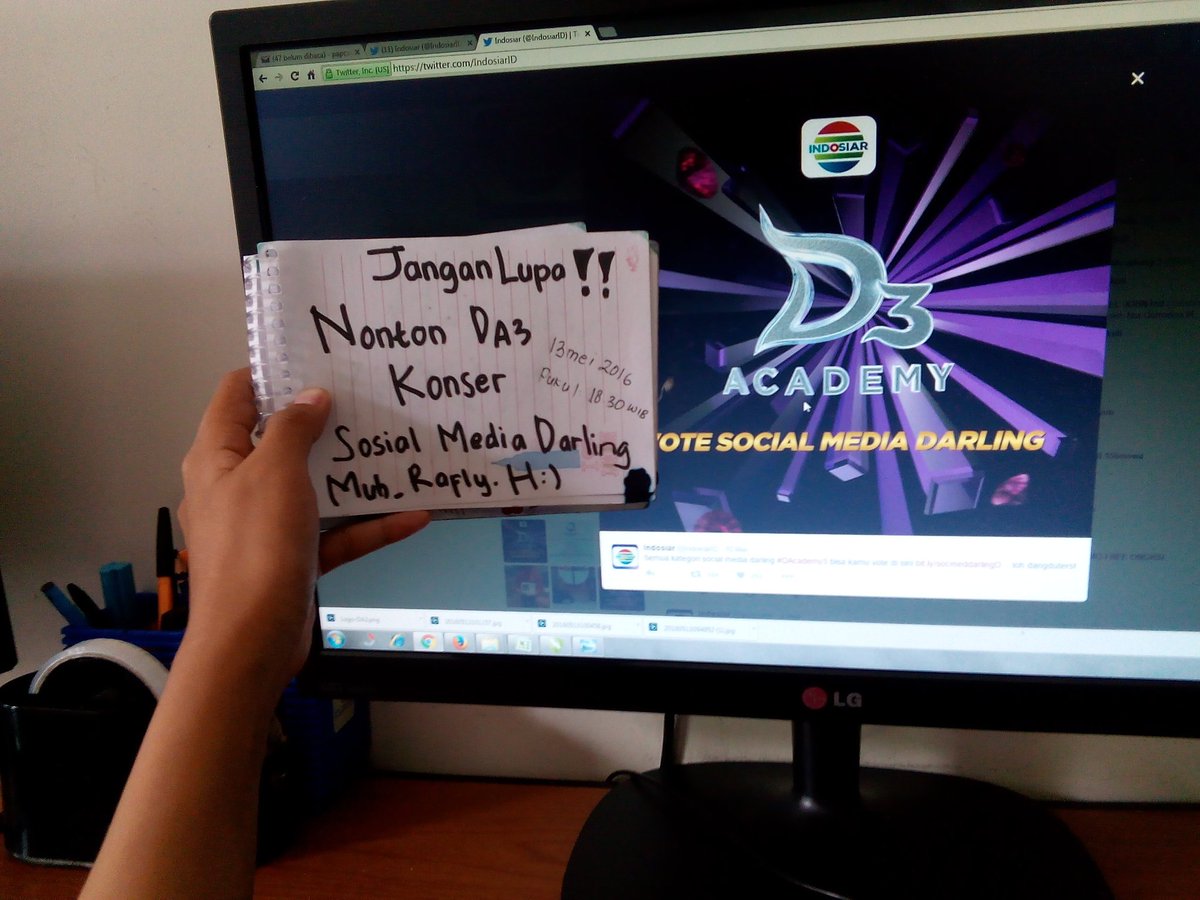 yukkk nonton @IndosiarID 
RAFLY LIVE KONSER SOSMED