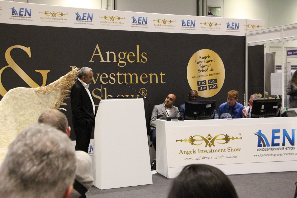 AngelInvestShow's tweet photo. Such an interesting moment when people #pitched their #newbusiness #idea for receiving #investment! @TheBusinessShow https://t.co/pfMgcgl3C7