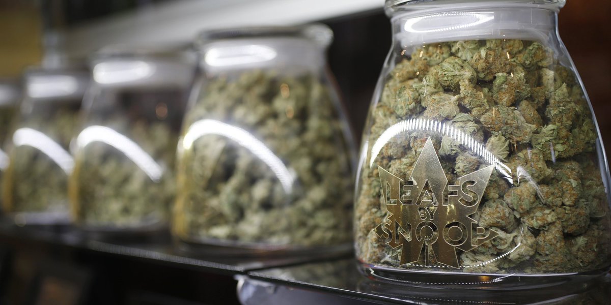 HuffPost's tweet photo. Colorado city to use $4.5 million from pot tax to help homeless 💚https://t.co/oSdiAZlv5I https://t.co/hn7pOgVhFJ