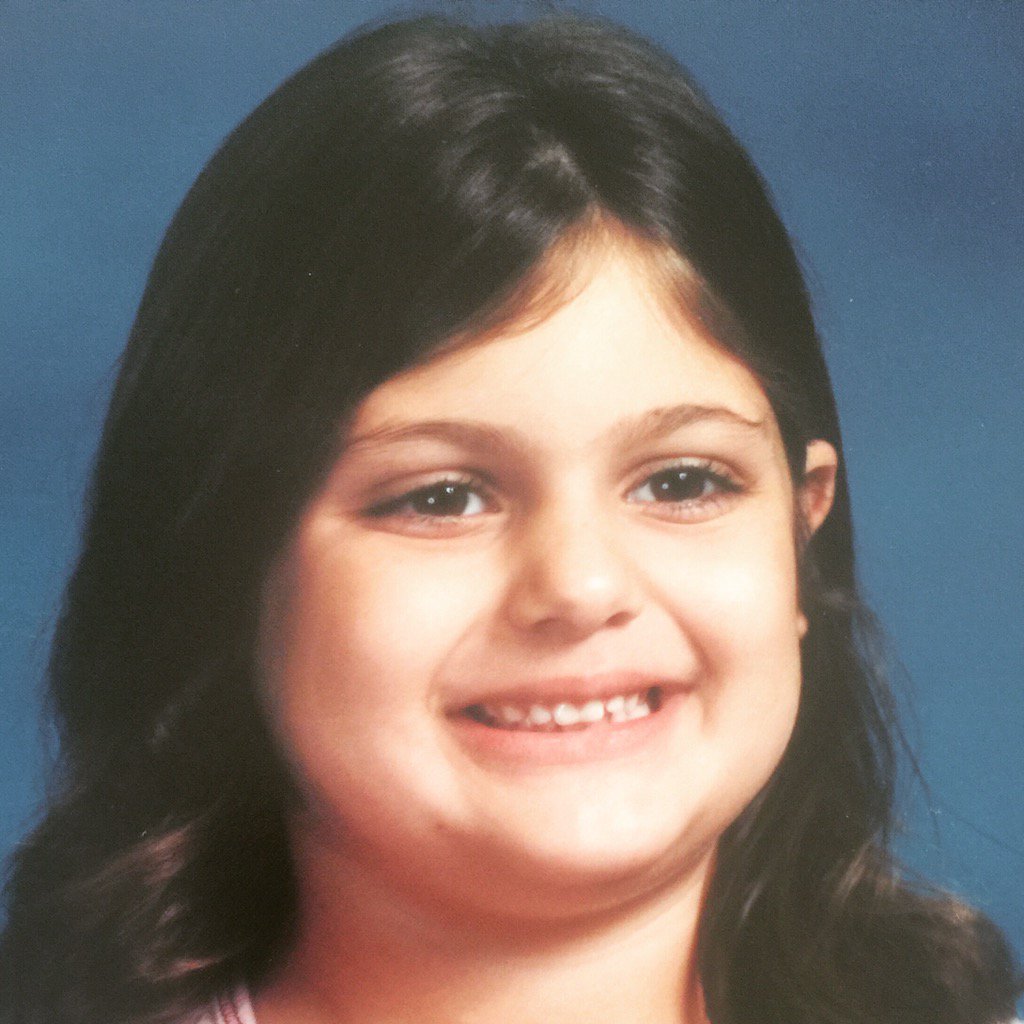 jerzeygirl66's tweet photo. This lil HOO @_oliviagott is coming home 2morrow # yippee #bitepinchsqueeze #mybrowneyedgirl #HOOSyourmomma#1sleep https://t.co/EpnlCNKdok