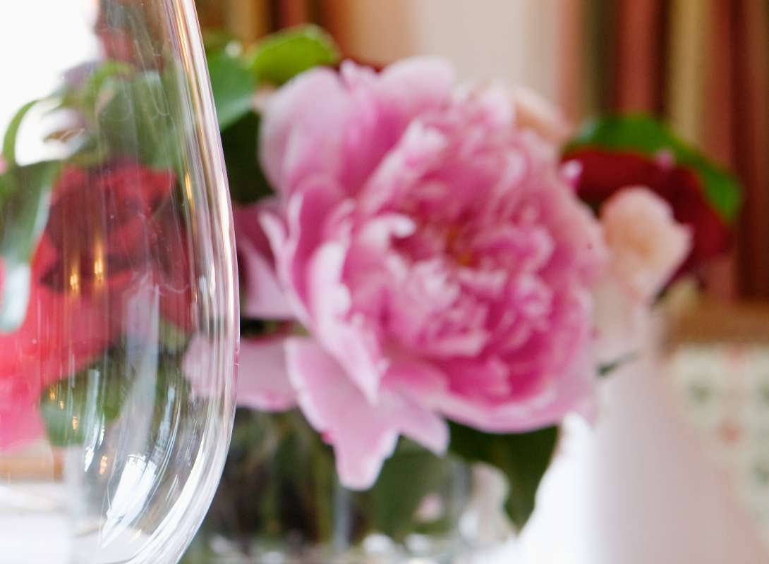 Zum Pfingstbrunch am Sonntag bieten wir Euch eine einmalige Sicht auf die Limmatstadt. ow.ly/3EXY300a5Qh