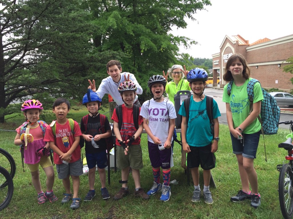 threeoakseng's tweet photo. Thanks @ECGreenway for the great #BikeToWork pit stop! @bullcitybiker #BikeMonth #GoSmartBike @NilesBarnes https://t.co/m0WM5CjFr7