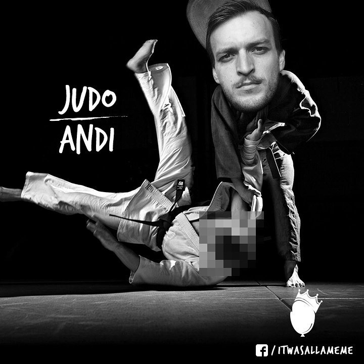 itwasallxmeme's tweet photo. @karateANDI und sein Ippon-Move: Gebrochener Knieboogie. #turbo #karateandi #memefreitag #itwasallameme #iwaam https://t.co/bUMsQ4GoQT
