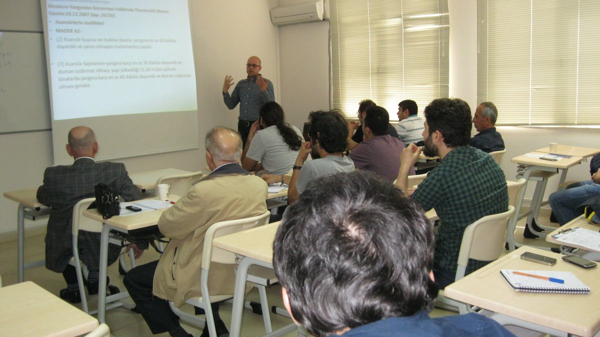 'YÜKSEK KATLI BİNALARDA ACİL DURUM ÇALIŞTIRMA ASANSÖRÜ (İtfaiyeci  Asansörü) ' Seminerimiz <a href="/MMOTUZLA/">MMO TUZLATEMSİLCİLİK</a> 'da yapılmıştır