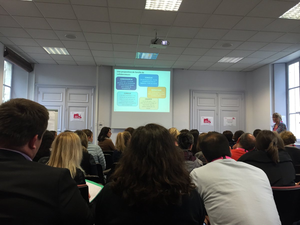 AnaisEvain's tweet photo. "Il faut vivre le #digital pour le comprendre" #WebCampDay #transfodigitale https://t.co/cNGvs60woF
