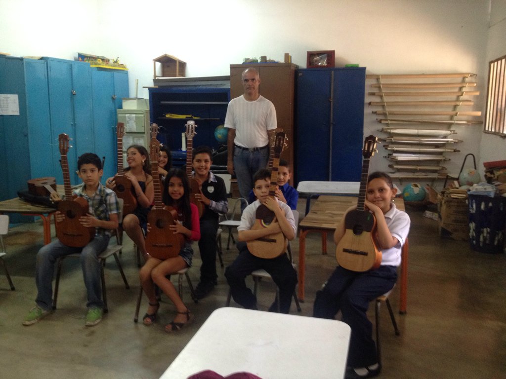 ModSILoyola's tweet image. Nuestro Ensamble de Cuatro momentos antes de nuestro Concierto del Día de las Madres @Yulyannrabert